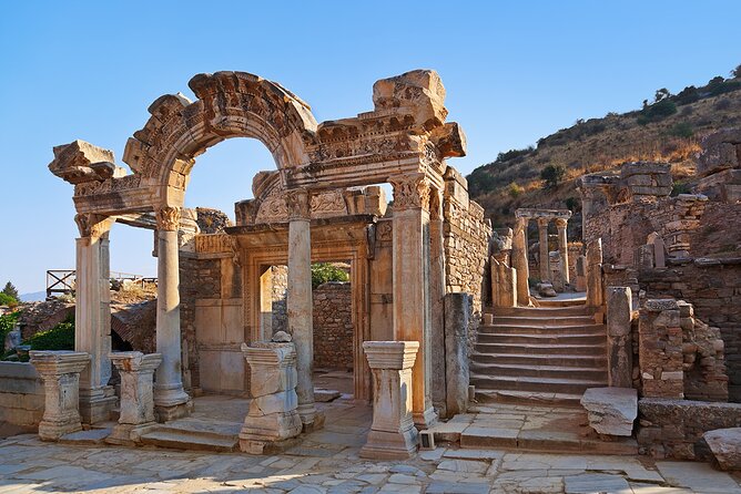 2 Days Ephesus & Pamukkale Tours From Istanbul - House of the Virgin Mary on Nightingale Mountain, Quiet Time Before the Roman City
