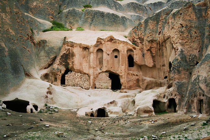 2 Days Private Cappadocia Tour From Istanbul By Plane - Day Two Underground and Ihlara: Derinkuyu Underground City and Nar Lake