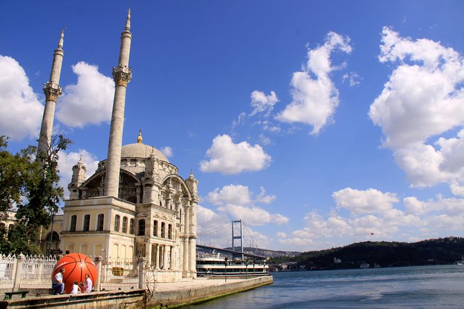 2-Hour Private Luxury Yacht Cruise on Bosphorus with Transfers - Pickup, Transfers, and the Setup That Makes This Feel Smooth
