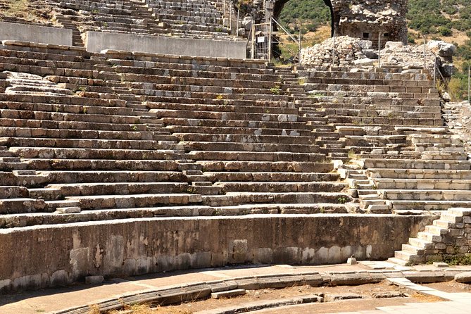 3-Day Small-Group Tour from Istanbul to Kusadasi: Troy, Gallipoli, ANZAC Battlefields and Ephesus Ancient City - Ephesus in a day: Arcadian Way, major theatres, and the kind of scale you feel