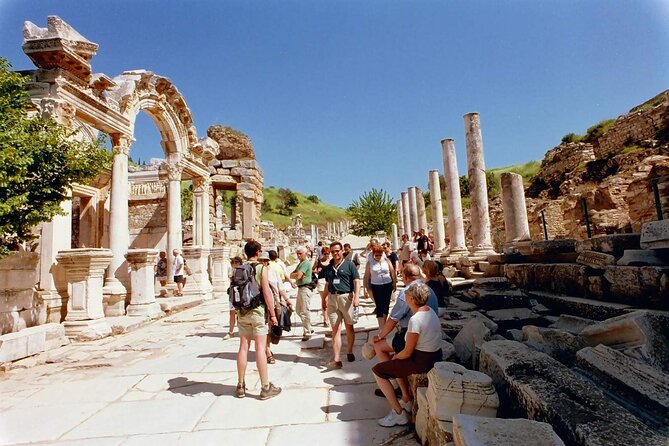 7N 8D Full Package Highlight Turkey Trip - Pamukkale and Hierapolis: the white travertines plus ancient city bones