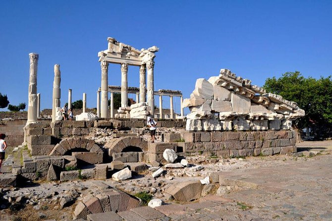 8 Day Turkey Tour; Istanbul, Gallipoli, Troy, Pergamon, Ephesus, Pamukkale - Price and logistics: what makes $2,024.43 per person feel fair