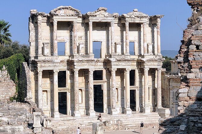 8 Day Turkey tour with flights with private option . Express Gold - Pamukkale Travel Day: Caravanserai Stop and Thermal Hotel Time