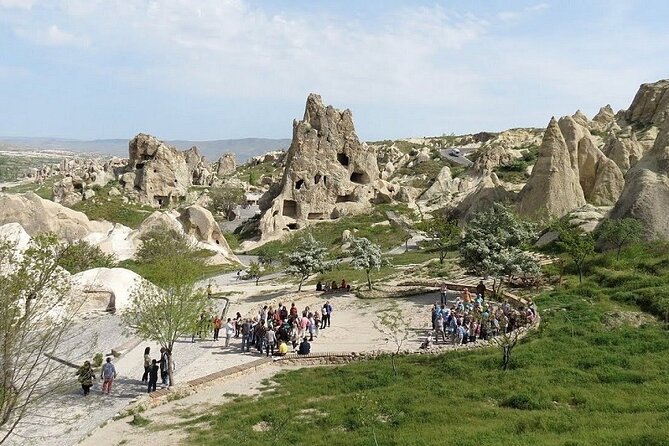 all inclusive/Day Trip Istanbul to Cappadocia Red Tour w Flight - Lunch on a time-boxed day: open buffet, practical fuel