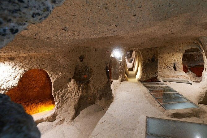 all inclusive/Istanbul to Cappadocia Green Day Tour via Plane - Pigeon Valley: feeding time and cliffside clues