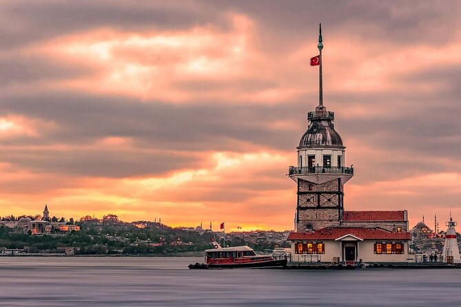 Asian Side of Istanbul: Uskudar and Kadikoy Full Day Walking Tour - The Maiden’s Tower stop: short walk, big setting
