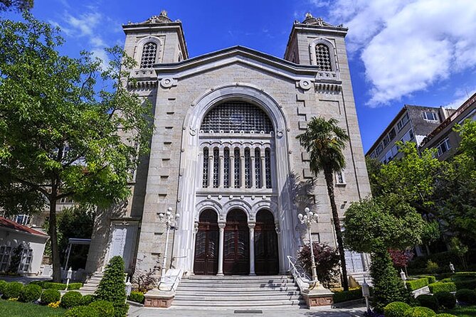 Asian Side of Istanbul: Uskudar and Kadikoy Full Day Walking Tour - Mimar Sinan bathhouse and churches: where the Ottoman story meets everyday Istanbul