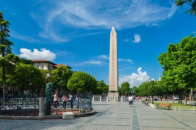 Best Istanbul tour with private guide by skipping ticket line - Where you start and how the route keeps you oriented