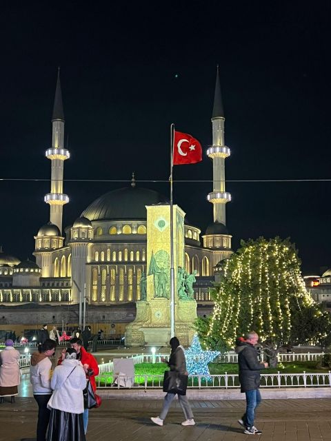 Best of Istanbul : 1 or 2 Day Private Guided City Tour - Sultanahmet Day 1: Blue Mosque, Hippodrome Square, and Hagia Sophia