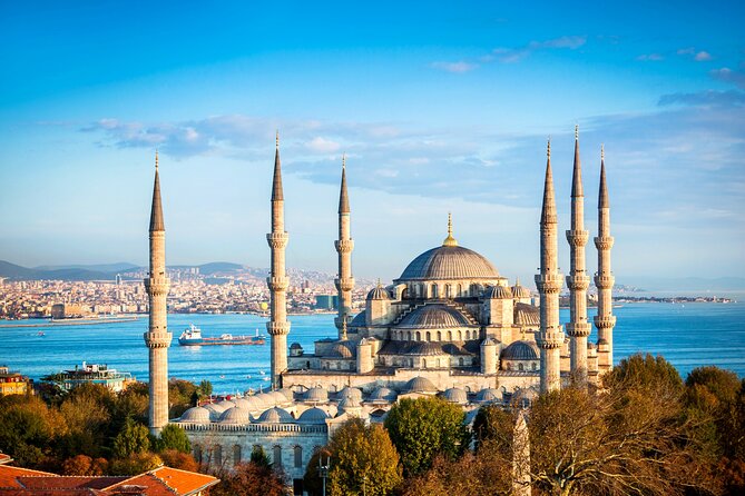 Best of Istanbul: Basilica Cistern - Blue Mosque - Grand Bazaar - Hippodrome of Constantinople: the square where the old city gathered