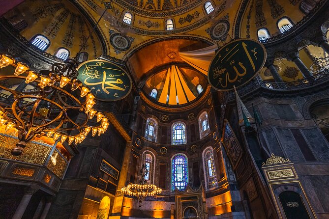 Best-Seller ISTANBUL PRIVATE Tour From Galataport & Hotels W /VAN - Hippodrome: The Center of Constantinople’s Sport Life