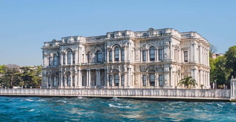 Beylerbeyi Palace Skip-the-Line Ticket with Audio Guide - Bosphorus views and the photo reality check