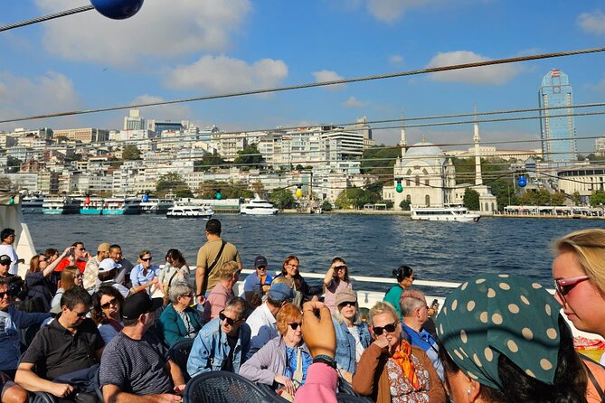 Bosphorus Boat Tour 3 Hour with Asian Side Stop in Istanbul - Ortaköy and the Mosque in Picture-Postcard Light