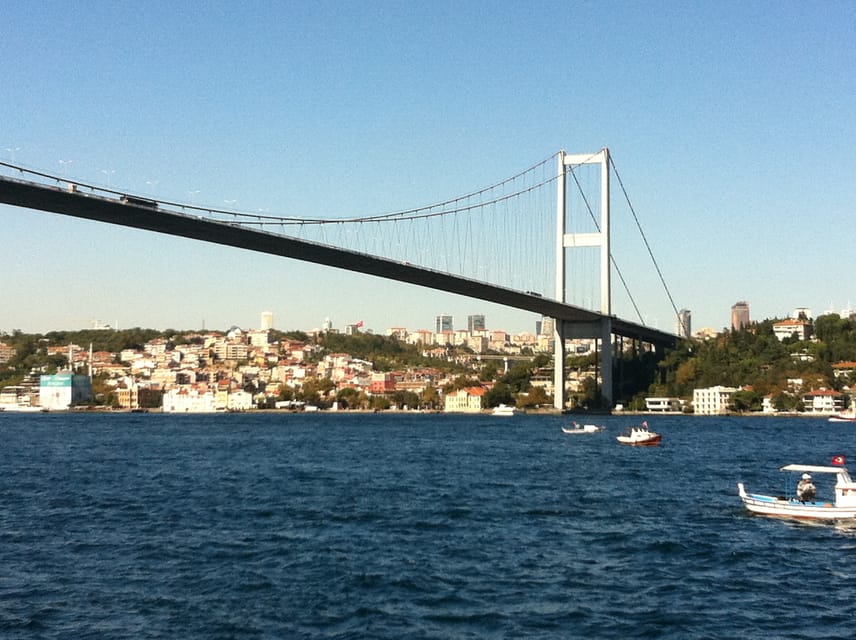 Bosphorus Cruise and Two Continents Tour with Local Guide - Camlica Hill Lunch: The View Break You Should Not Skip
