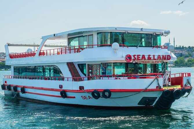Bosphorus Cruise Boat Tour İstanbul And Golden Horn With Guide - Commentary, crew, and onboard comfort (including Wi-Fi)