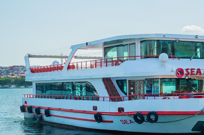 Bosphorus Cruise Tour Istanbul - Food on Board: Breakfast, Lunch, Tea, Sweets, Cookies