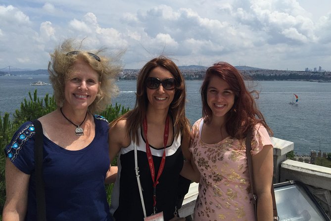 Bosphorus Cruise With Dolmabahçe Palace and Fortresses - The flow of a 5-hour Istanbul day that actually feels manageable