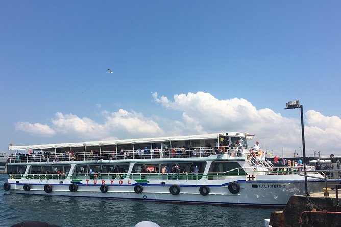Bosphorus Cruise With Dolmabahçe Palace and Fortresses - Guide energy: why Dilek Turka is a name worth taking seriously