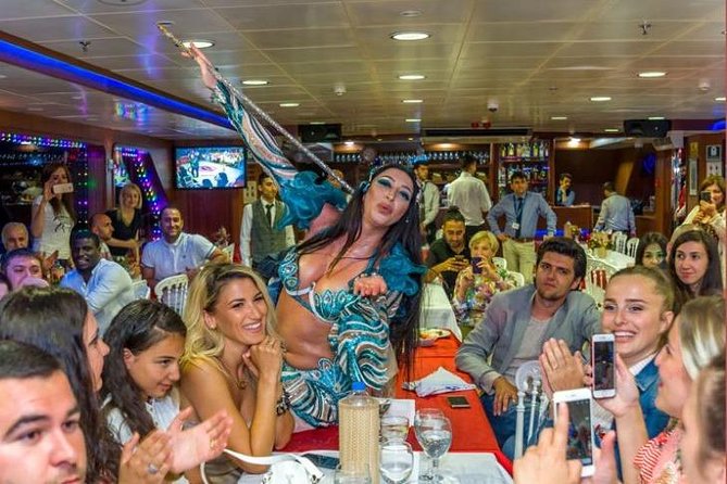 Bosphorus Dinner Cruise & Live Show – Private Table - Night timing: how the 3.5 hours actually feel