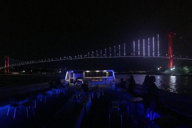 Bosphorus Dinner Cruise Tour With Turkish Night Show - Rumeli Hisarı to Beylerbeyi Palace and Kız Kulesi: Ottoman Fort and Tower Legends