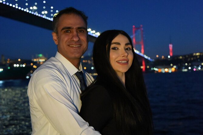 Bosphorus Night Cruise with Luxury Yacht - A 2-hour night cruise that actually fits Istanbul