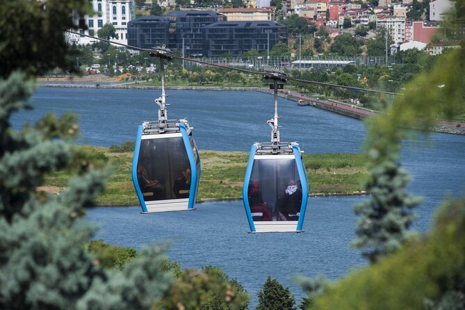 Bosphorus Strait Afternoon Cruise with Cable Car to Pierre Loti Hill - Halic Koprusu and the Cruise Route: How the Stops Shape the Views
