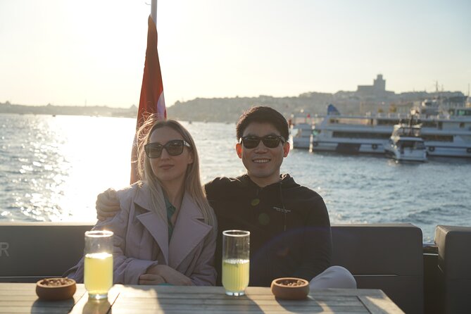 Bosphorus Sunset Cruise on Luxury Yacht with Transfers - Food and drinks on the boat: the part that keeps it easy