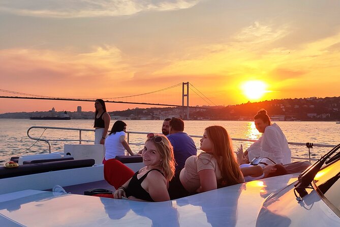 Bosphorus Sunset Yacht Experience: Istanbul’s Best - Fortresses that controlled the passage: Rumelihisarı and Anadoluhisarı