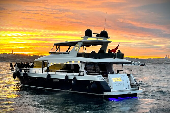 Bosphorus Sunset Yacht Experience: Istanbul’s Best - Getting to the meeting point without losing time in Beyoğlu