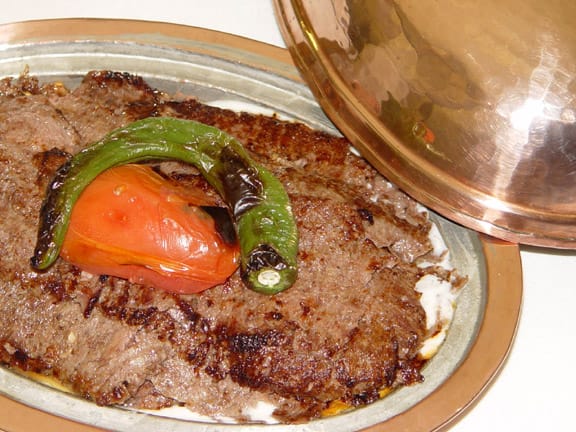Bursa Full Day Sightseeing Tour from Istanbul - Arriving Bursa around noon: breaks, Turkish delight, and local shopping