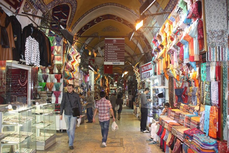 Car and Driver Private Tour in Istanbul - Coordination with the driver, WhatsApp versus phone calls