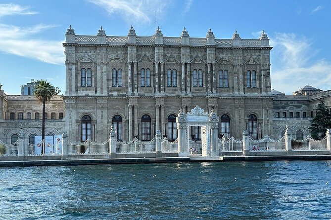 Dolmabahçe Palace and Sunset Tour on Luxury Yacht - Fatih Sultan Mehmet Bridge: Modern Engineering in the Skyline