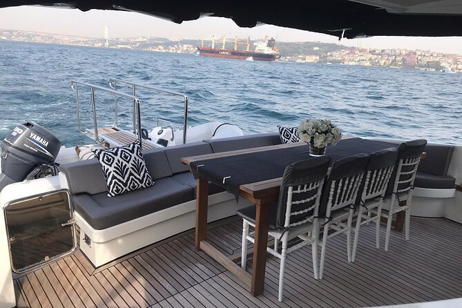 Dolmabahçe Palace and Sunset Tour on Luxury Yacht - Çırağan Palace, Ortaköy, and the Bosphorus Mood Shift