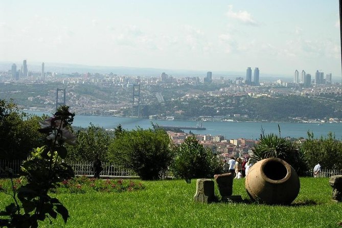 Dolmabahce Palace Tour in Istanbul - Dolmabahçe Palace by Coach: What Makes the Start Feel Low-Stress