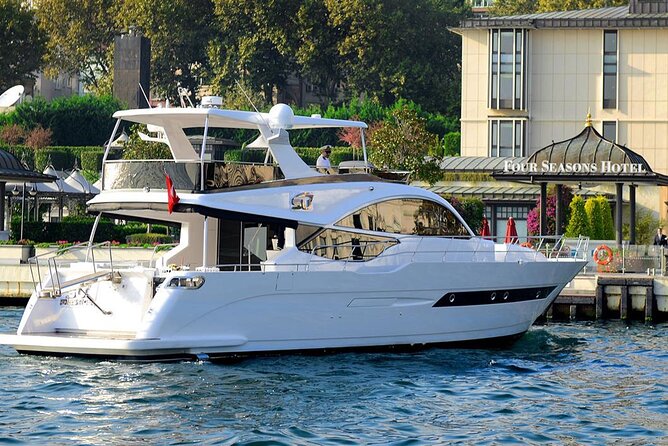 Exclusive Bosphorus Cruise - Luxury Yacht Experience in Istanbul - Anadoluhisarı and Kucuksu: fort views and a palace that looks unreal