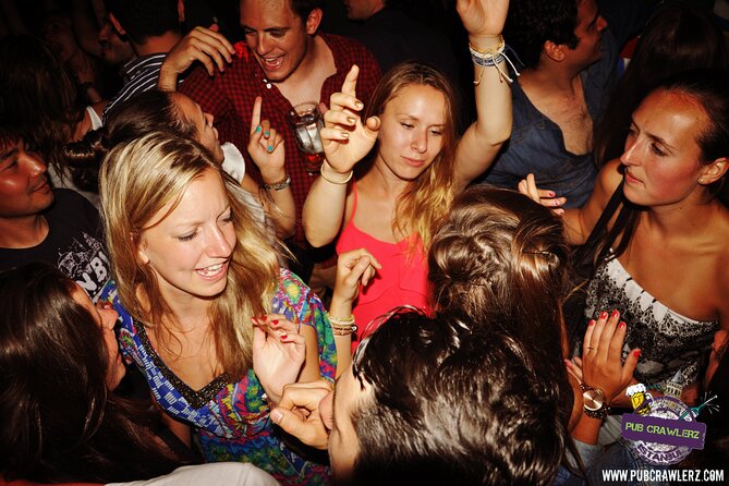 Famous Istanbul Pub Crawl #1 Nightlife Experience - How the 9:30 PM Beyoğlu start sets the tone