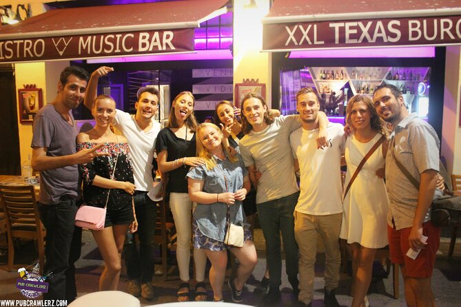Famous Istanbul Pub Crawl #1 Nightlife Experience - What “private group” feels like on a party crawl