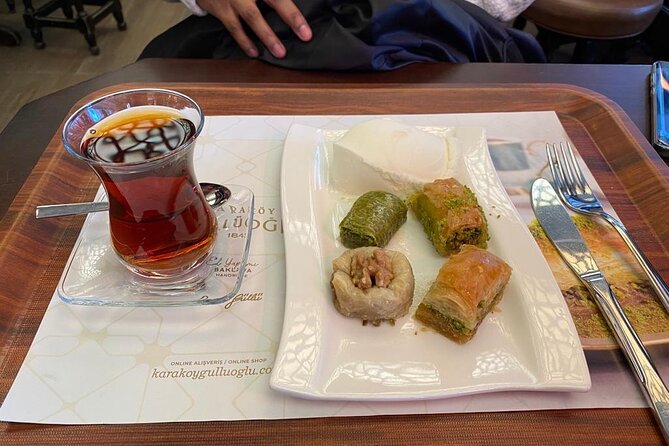 Food Tour in Istanbul with Local Guide - Pacing, Timing, and What to Eat Before You Go