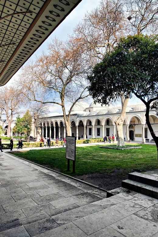 From Istanbul: 10-Day Turkey Tour & optional Hot Air Balloon - Pergamon and Troy: Asclepion’s medical roots and Homer on location