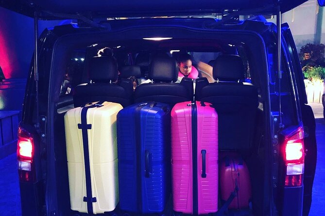 From Istanbul Airports to Hotels in Istanbul city - How to Make Your Arrival Smooth and Low-Stress