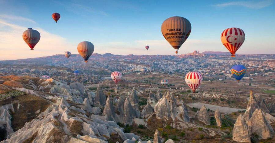 From Istanbul: Cappadocia Highlights 2-Day Tour with Balloon - Urgup and the carpet factory, how to handle the sales part