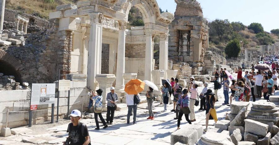 From Istanbul: Ephesus & Şirince Day Trip w/ Wine Tasting - House of the Virgin Mary: A 45-Minute Stop That Sets the Tone