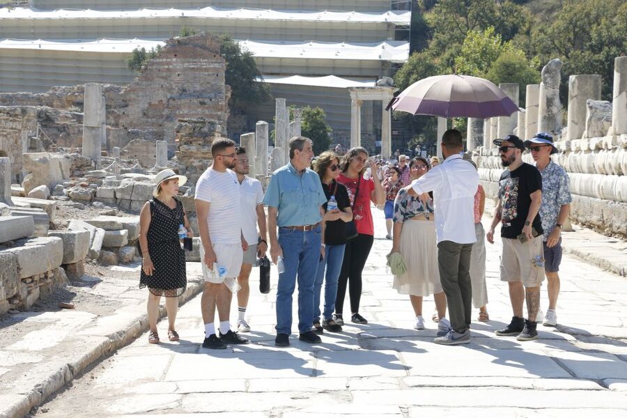 From Istanbul: Ephesus & Şirince Day Trip w/ Wine Tasting - Lunch Plus a Possible Shopping Stop: Where Time Can Shift