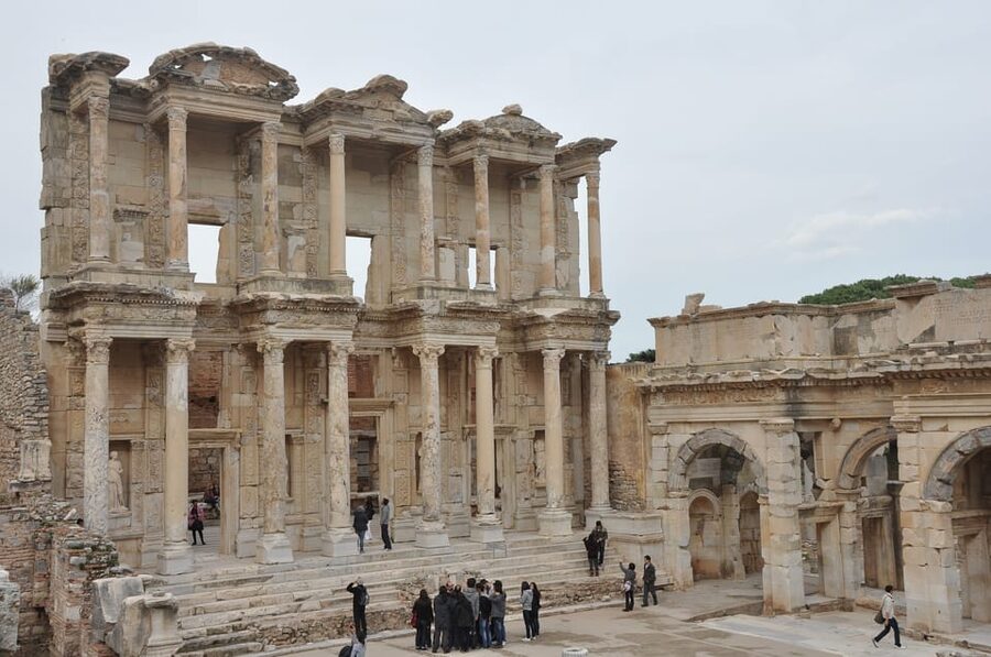From Istanbul: Ephesus Tour with Roundtrip Flight - Hercules Gate and the Agora loop: what you’re actually seeing