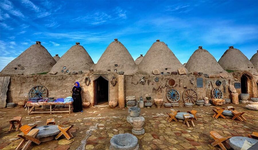 From Istanbul: Göbeklitepe Day Trip with Return Flights - City-center route: Halil-ür Rahman Mosque and the birthplace cave