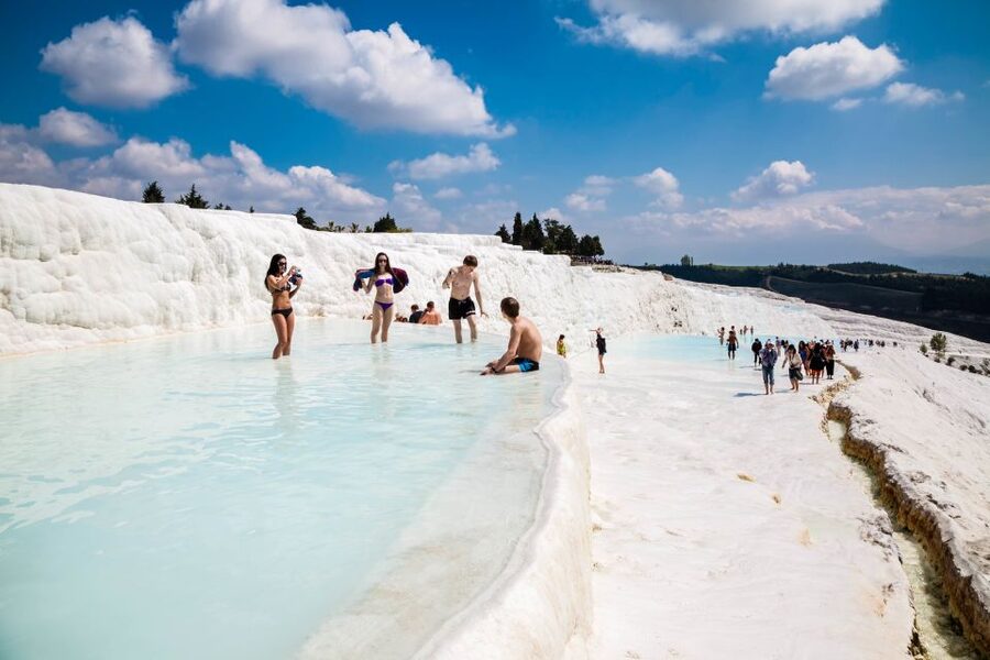 From Istanbul: Pamukkale Day Trip without Flights - A 17-hour plan built around an early flight