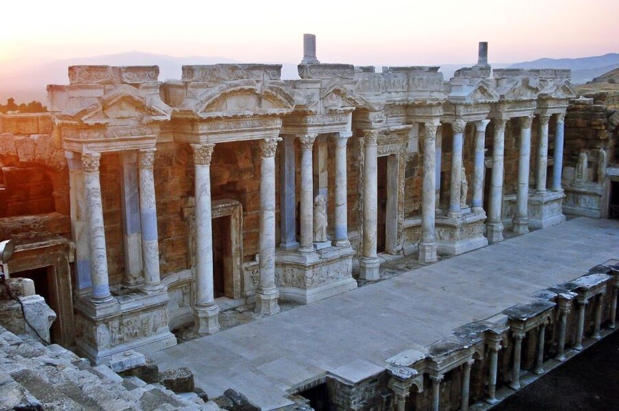 From Istanbul: Private Pamukkale and Hierapolis Day Tour - Pricing reality: is $709 per person good value?