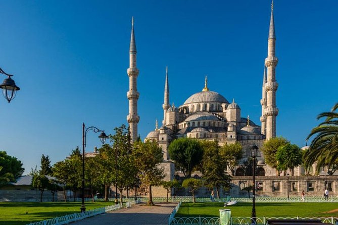 Full-Day Istanbul Old City Tour - Blue Mosque: why those tiles became a nickname