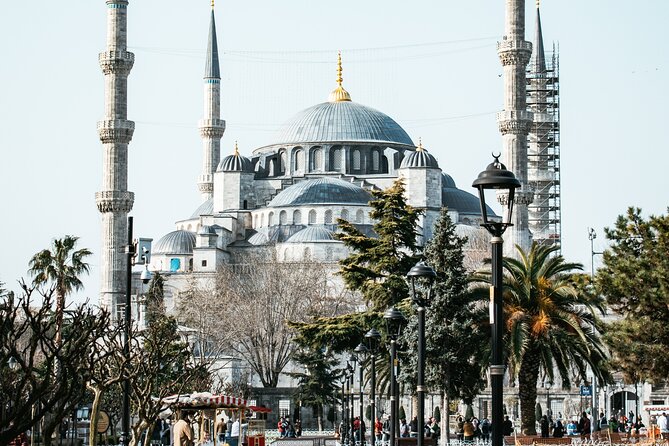 Full-Day Istanbul Old City Walking Tour - Stop 2 Blue Mosque: Six Minarets and the Tile Detail You Might Miss Alone