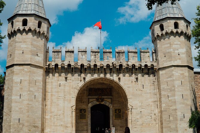 Full-Day Istanbul Old City Walking Tour - Stop 4 Grand Bazaar: Shopping Time That Actually Feels Like Istanbul